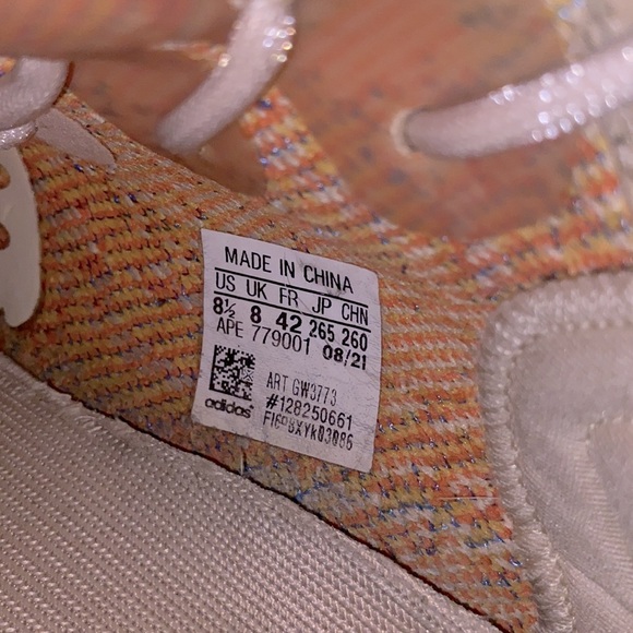 Yeezy 350 V2 Mx oat - Picture 7 of 7